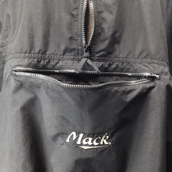 Unisex MACK TRUCK ‘Bulldog’ Black Mesh Lined Half Zip Hoodie Parka with Pockets